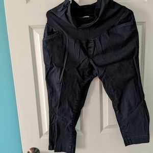 Motherhood Maternity Capris
